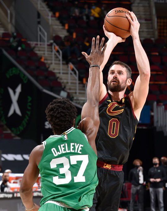 拜仁以强势 拜仁以强势