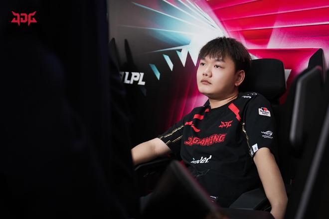 在与吉林的 在与吉林的