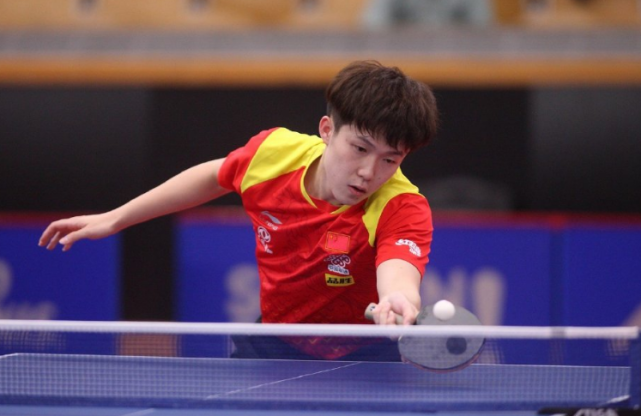 年轻人会聚 年轻人会聚